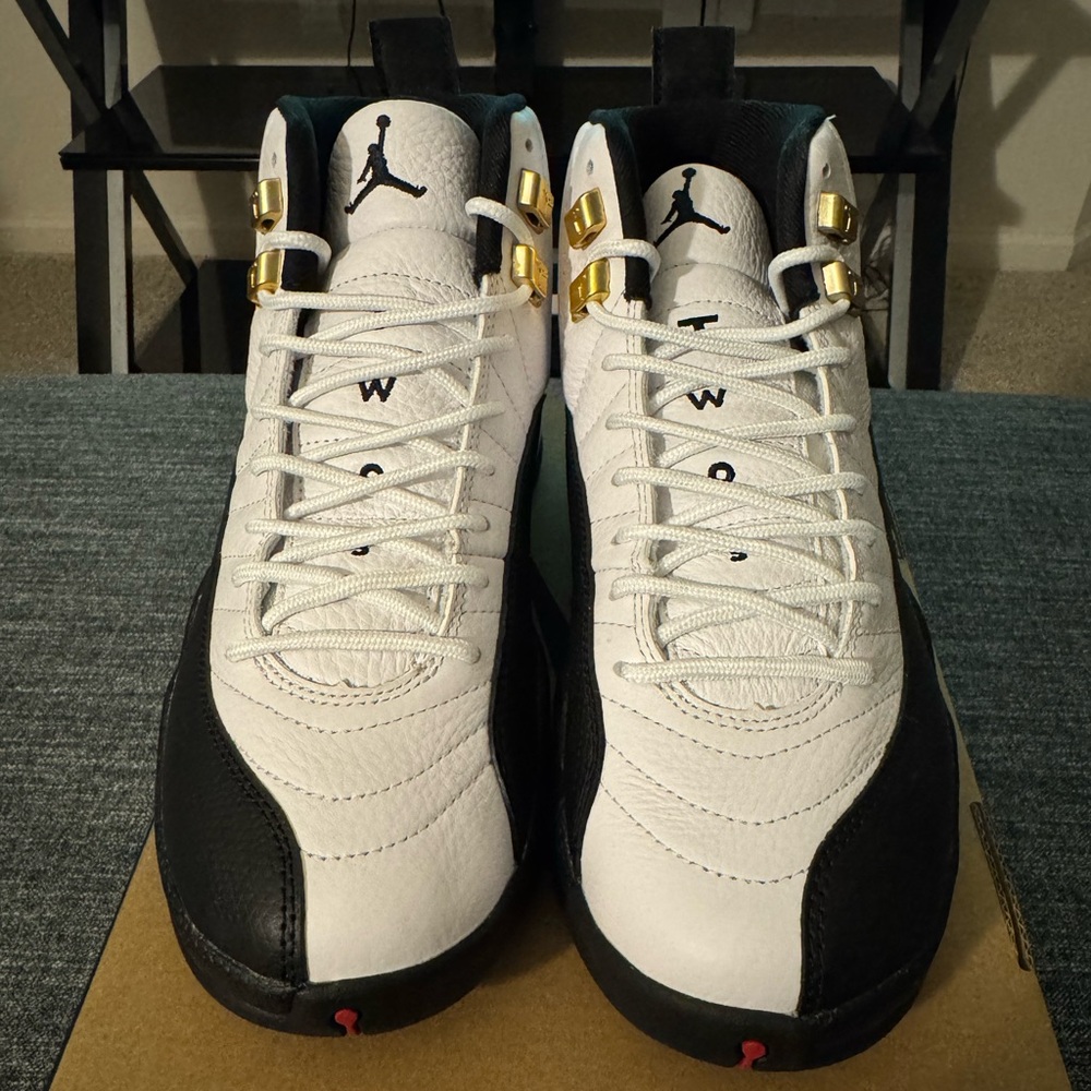 Jordan 12 Taxi Size 7.5
